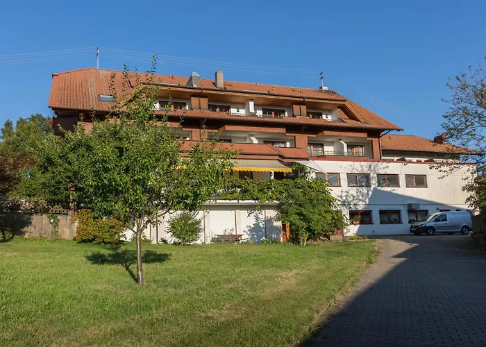 Hotel Restaurant Vinothek LAMM